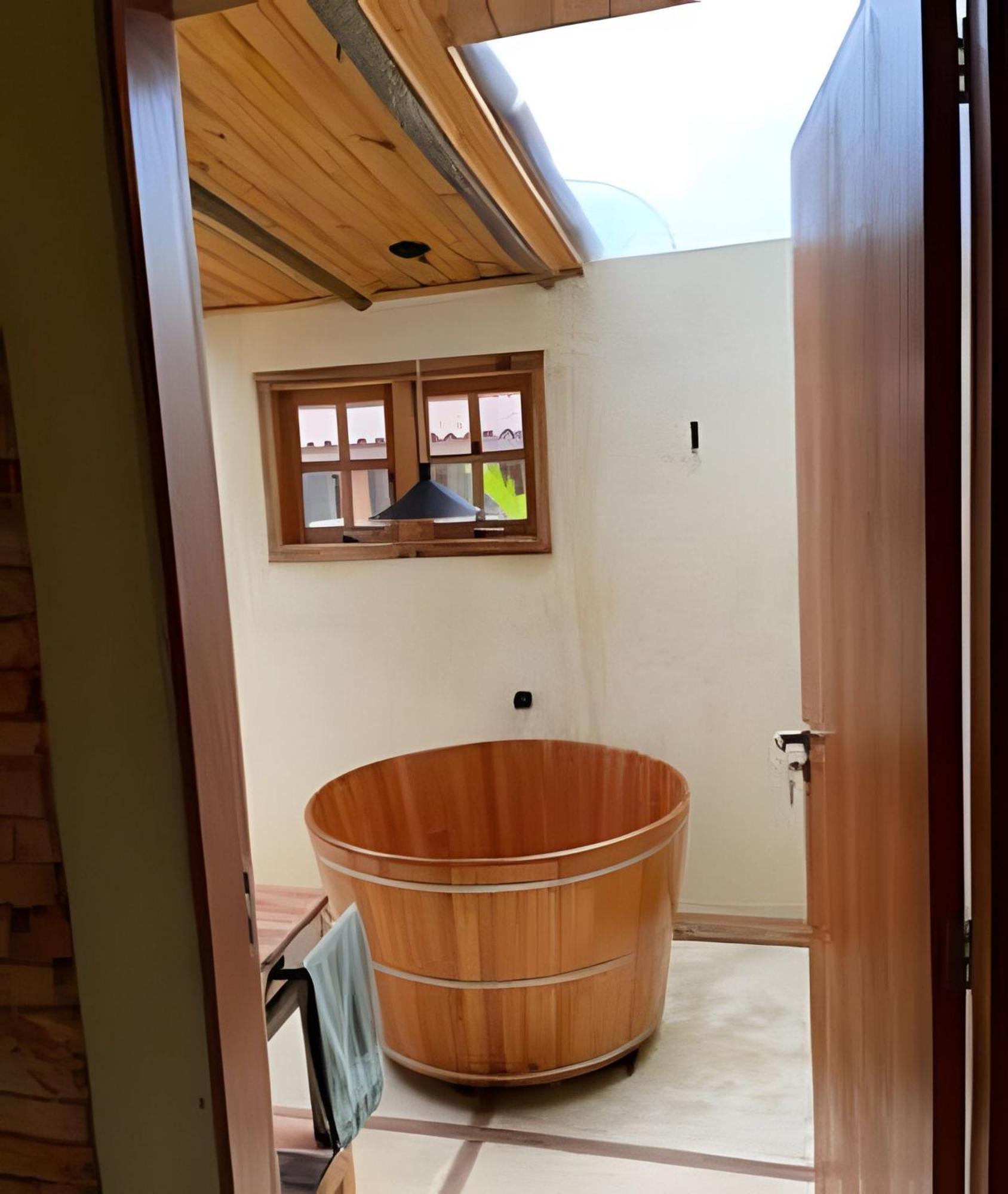 Sitio Santo Antonio - Chale 1 Com Ofuro Guest House Атибая Екстериор снимка
